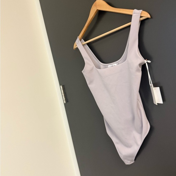 Good American NWT size 2 Light Purple/lilac  Bodysuit - Picture 12 of 14
